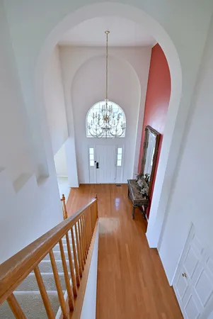 $600,000 | 2914 Kelly Drive, Elgin, IL 60124