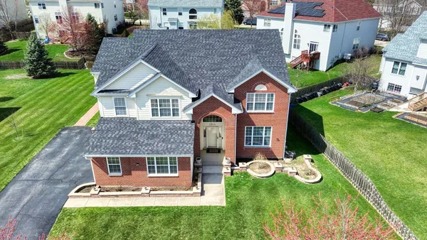 $600,000 | 2914 Kelly Drive, Elgin, IL 60124