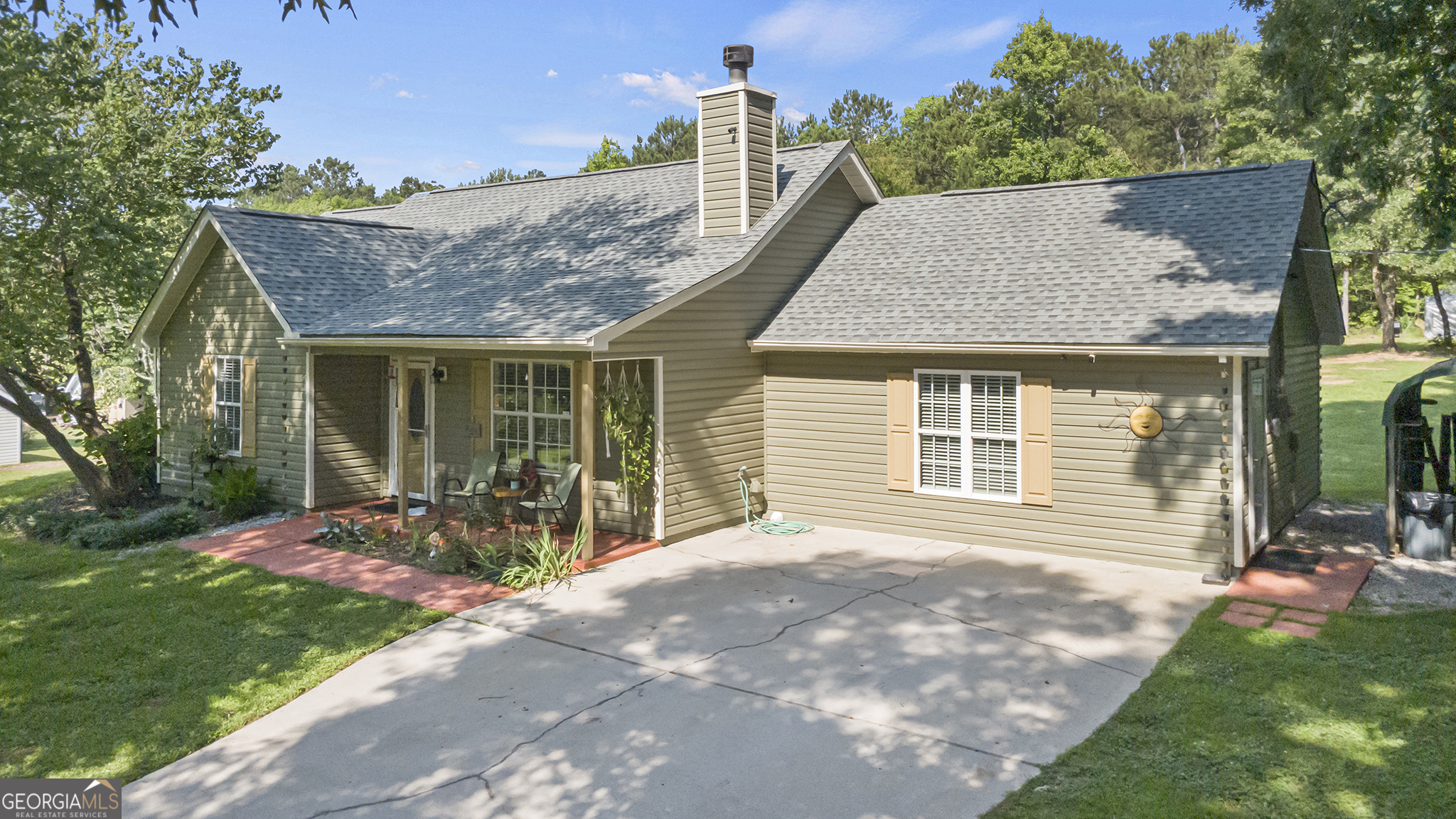 1038 Campbell Road Covington, GA 30014 - Photo 1 of 31