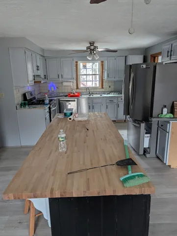 $575,000 | 8 Woodbine Avenue, Concord, NH 03303