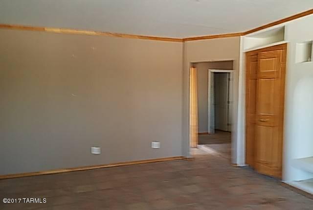 375 Sunny Lane Rio Rico, AZ 85648 - Photo 4 of 14