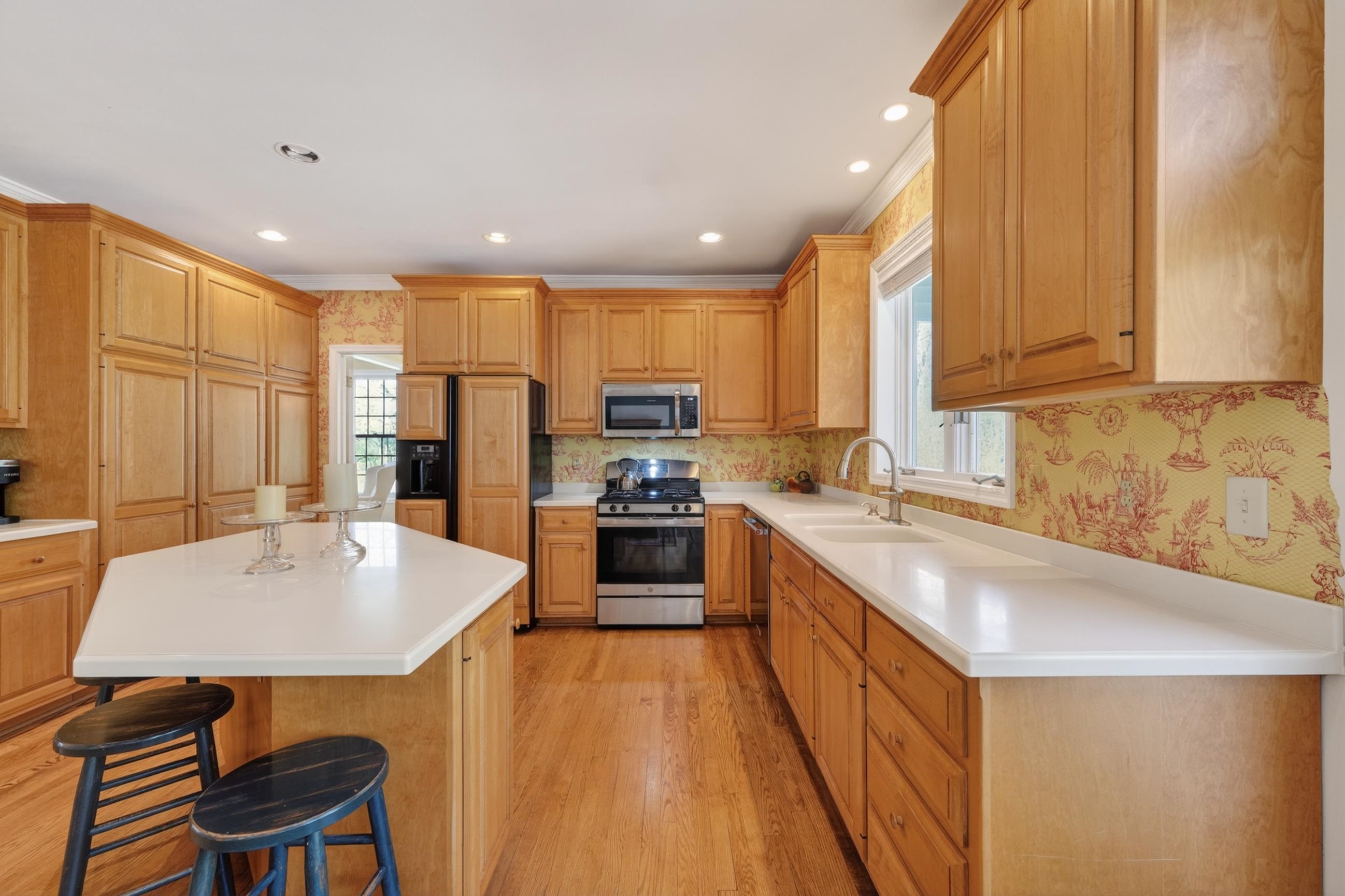 1429 Kings Lynn Road Stoughton, WI 53589 - Photo 23 of 80