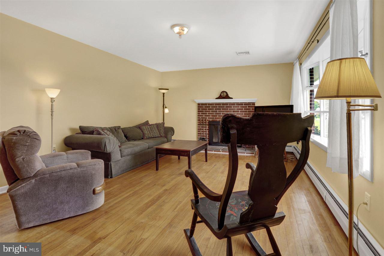 820 Forge Road Carlisle, PA 17015 - Photo 2 of 21 Gallery Image 2