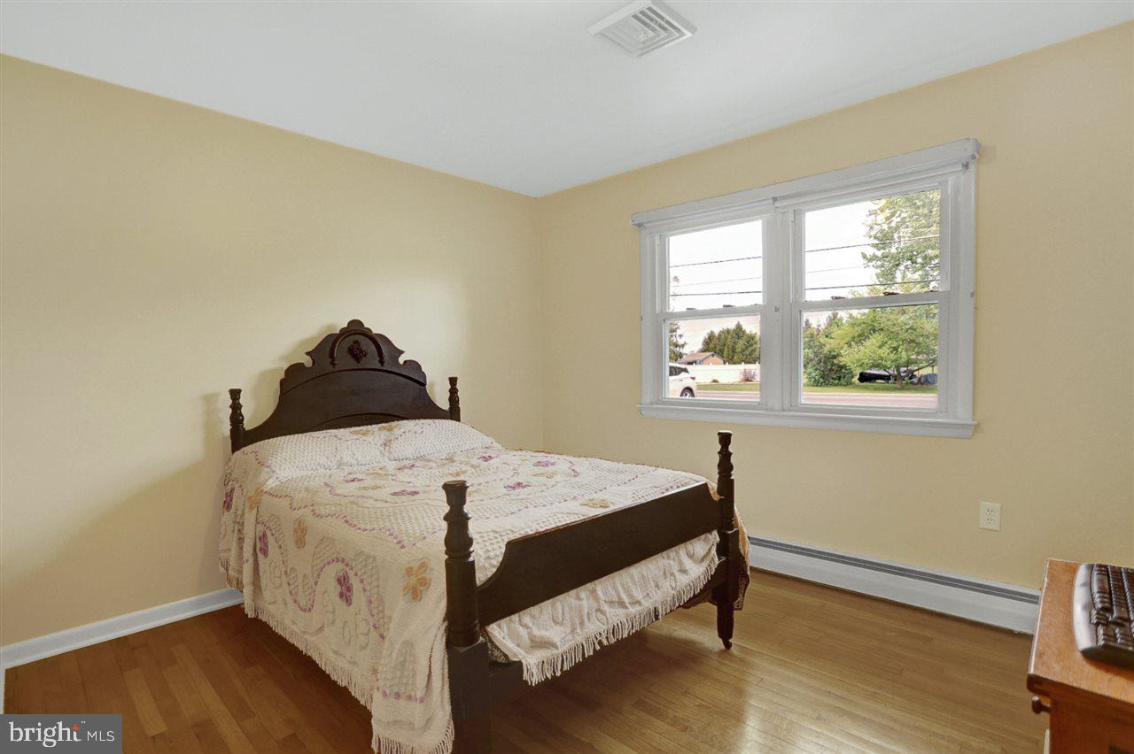 820 Forge Road Carlisle, PA 17015 - Photo 12 of 21 Gallery Image 12