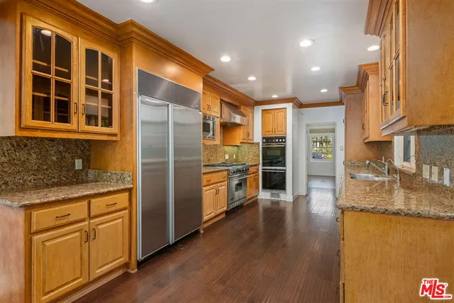 $15,500 | 139 South Anita Avenue, Los Angeles, CA 90049