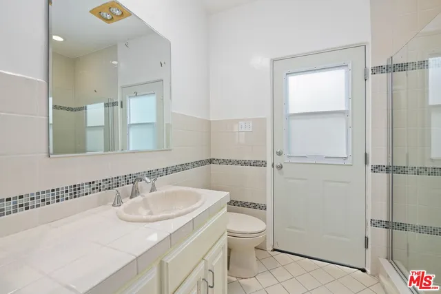 $15,500 | 139 South Anita Avenue, Los Angeles, CA 90049