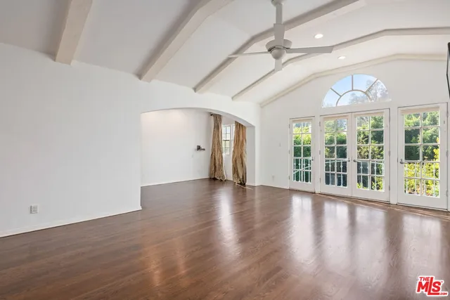 $15,500 | 139 South Anita Avenue, Los Angeles, CA 90049