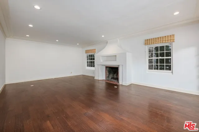 $15,500 | 139 South Anita Avenue, Los Angeles, CA 90049