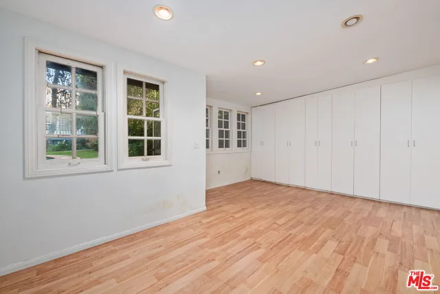 $15,500 | 139 South Anita Avenue, Los Angeles, CA 90049