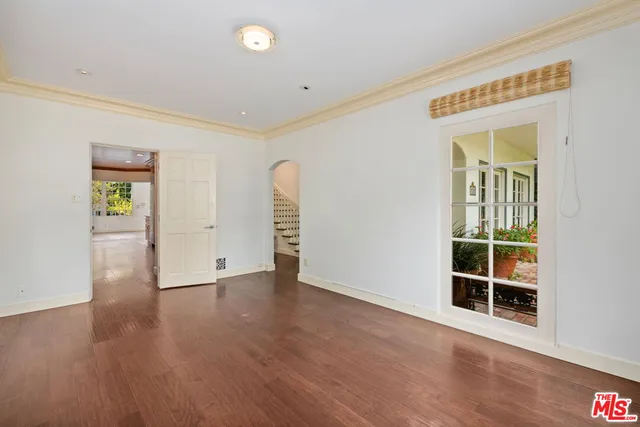 $15,500 | 139 South Anita Avenue, Los Angeles, CA 90049