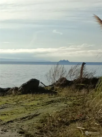 $120,000 | 23 South Beach Drive, Everett, WA 98201