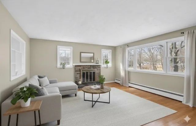 $2,950 | 111 Lumae Street, Unit 1, Springfield, MA 01119