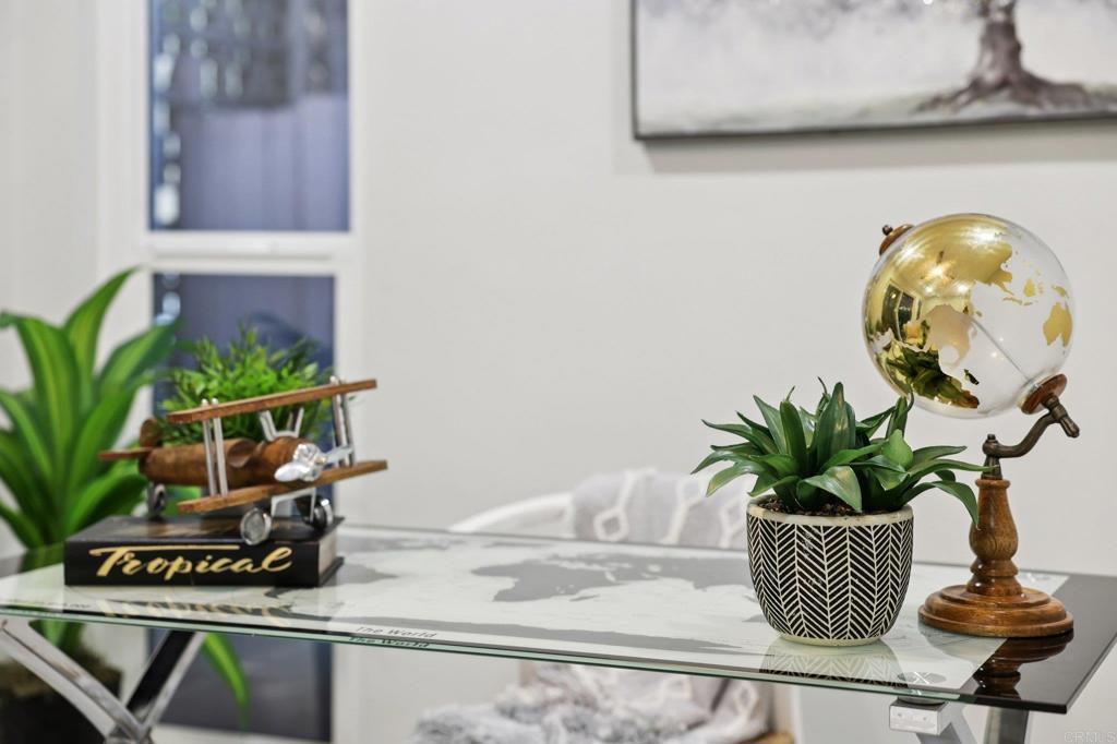 2600 Torrey Pines Road, Unit A13 La Jolla, CA 92037 - Photo 5 of 65 a vase of flowers sitting on a table