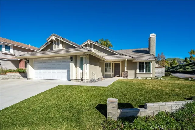 $789,900 | 22701 Coral Way, Saugus, CA 91390