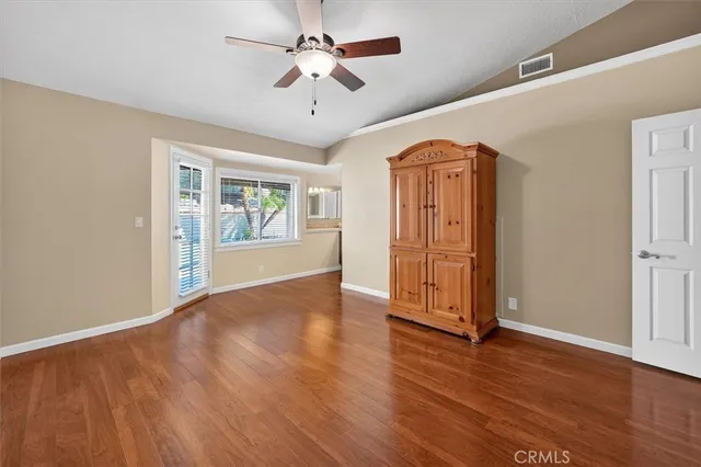 $789,900 | 22701 Coral Way, Saugus, CA 91390