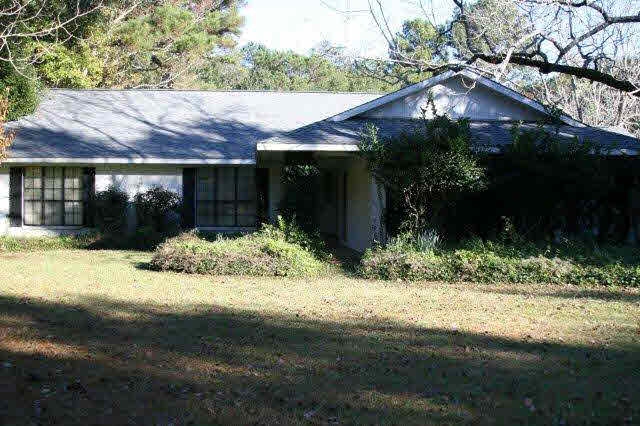 104 Blue Island Avenue Fairhope, AL 36532 - Photo 1 of 1