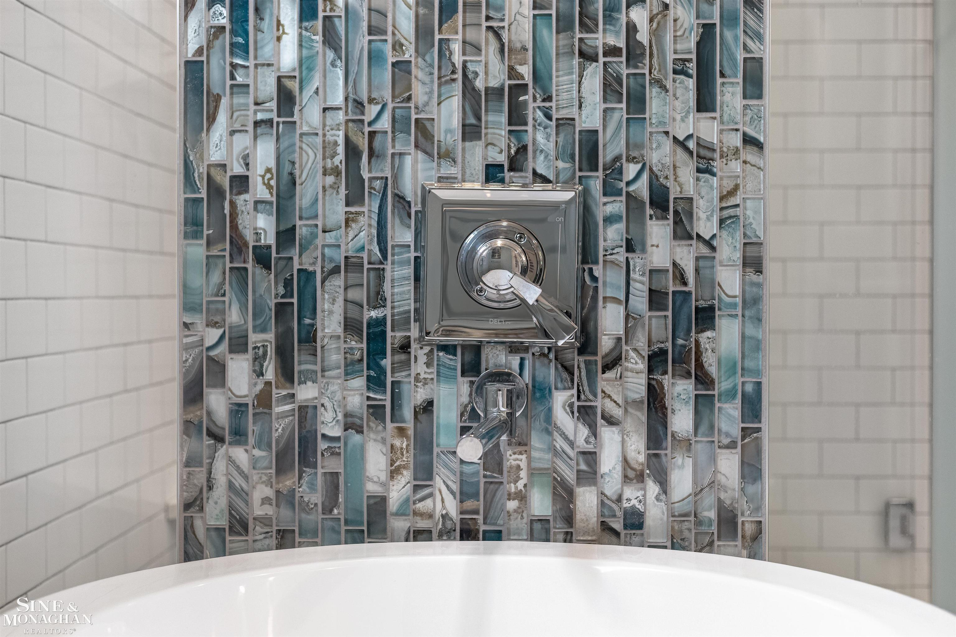 725 Fisher Road Grosse Pointe, MI 48230 - Photo 34 of 63 Amazing Shower