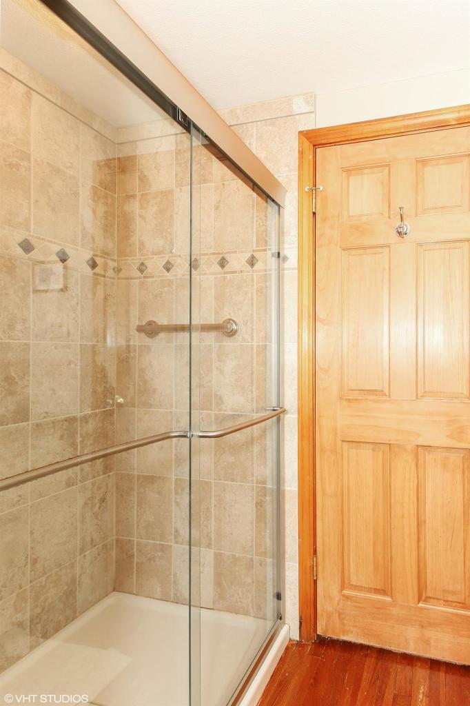 58 Rope Walk Road Bourne, MA 02532 - Photo 11 of 20 a bathroom with a shower