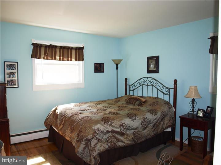17 Lower Hilltop Road Yardley, PA 19067 - Photo 18 of 25 Bedroom 3