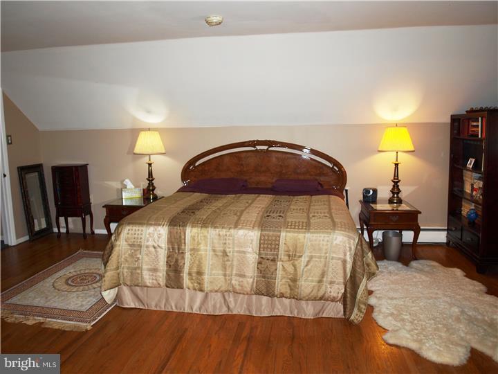 17 Lower Hilltop Road Yardley, PA 19067 - Photo 19 of 25 Bedroom 4
