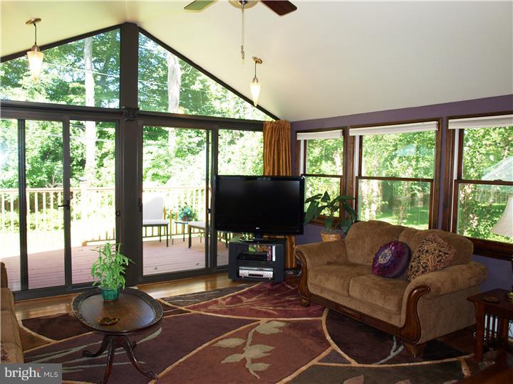 17 Lower Hilltop Road Yardley, PA 19067 - Photo 7 of 25 Great Room