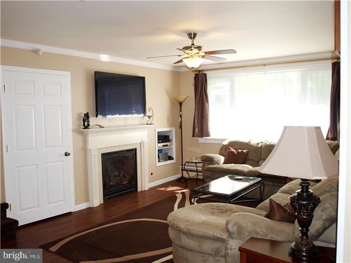 17 Lower Hilltop Road Yardley, PA 19067 - Photo 10 of 25 Family Room