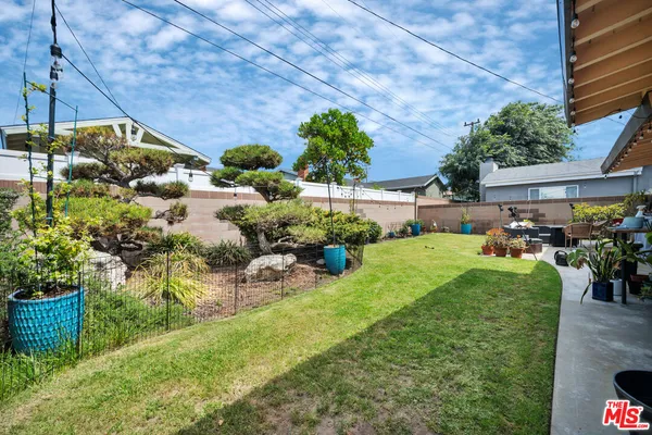 $1,085,000 | 1935 235th Place, Torrance, CA 90501