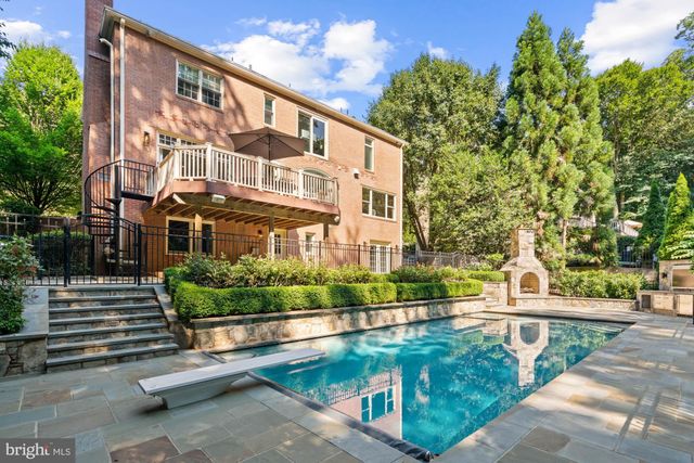 $2,300,000 | 632 Rivercrest Drive, McLean, VA 22101