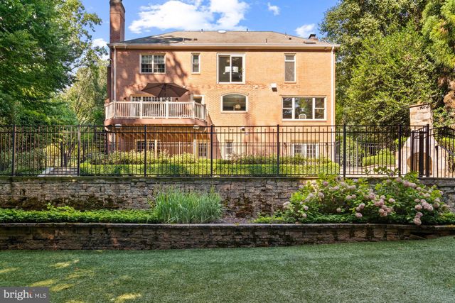 $2,300,000 | 632 Rivercrest Drive, McLean, VA 22101