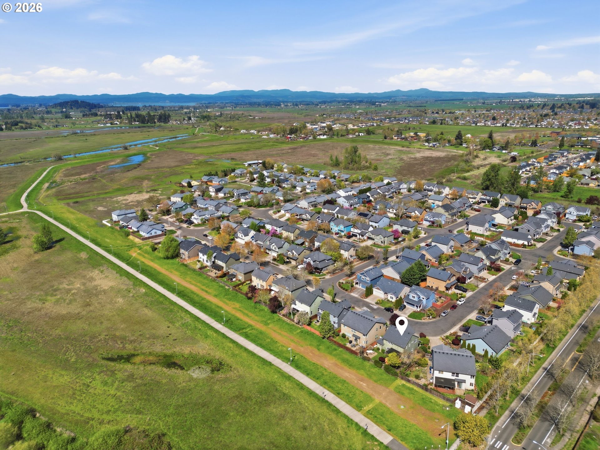 5442 Pranz Place Eugene, OR 97402 - Photo 33 of 34 a view of a city
