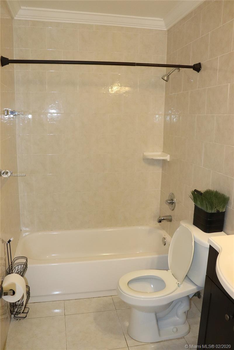 9490 Independence Road Cutler Bay, FL 33157 - Photo 11 of 44