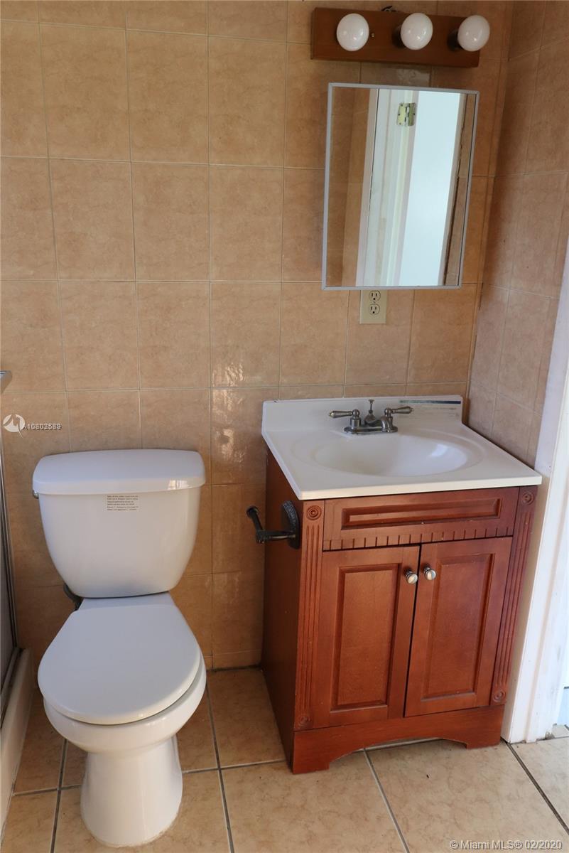 9490 Independence Road Cutler Bay, FL 33157 - Photo 23 of 44