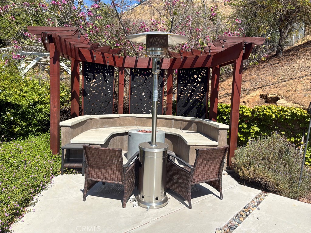 2552 Sunset Drive Riverside, CA 92506 - Photo 6 of 6 Lounge area with fire pit