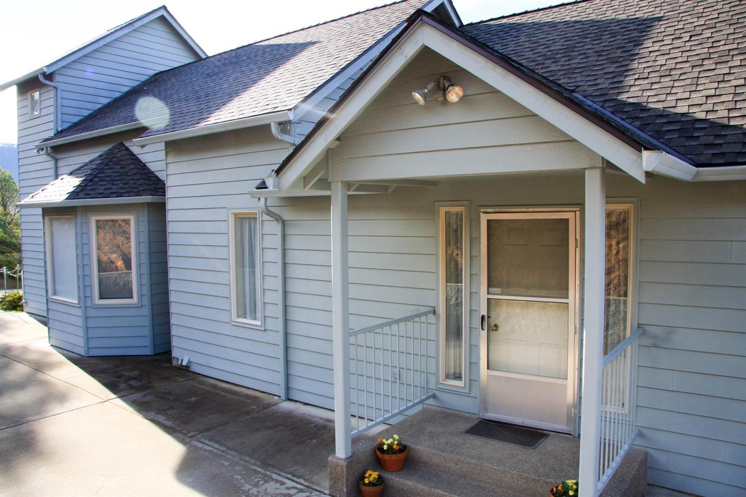 342 China Gulch Road Jacksonville, OR 97530 - Photo 9 of 24 Gallery Image 9