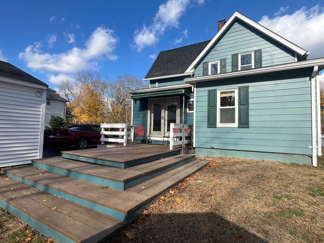 $289,000 | 9 Bushnell Place, Norwich, CT 06360