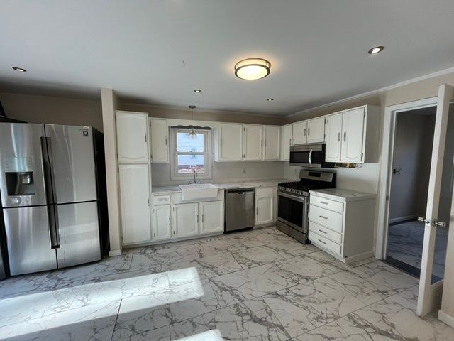 $289,000 | 9 Bushnell Place, Norwich, CT 06360