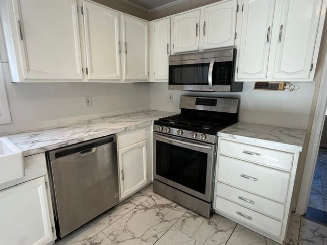 $289,000 | 9 Bushnell Place, Norwich, CT 06360