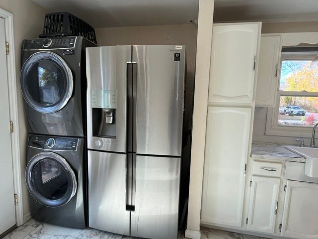 $289,000 | 9 Bushnell Place, Norwich, CT 06360