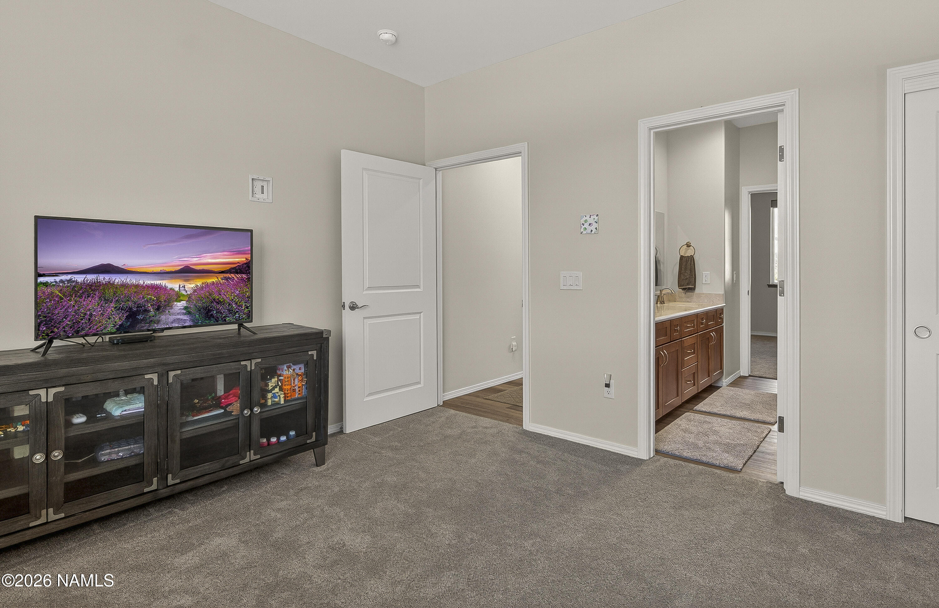 6560 Johnson Ranch Road Flagstaff, AZ 86004 - Photo 33 of 57 6560-johnson-ranch-road-flagstaff-az-usa