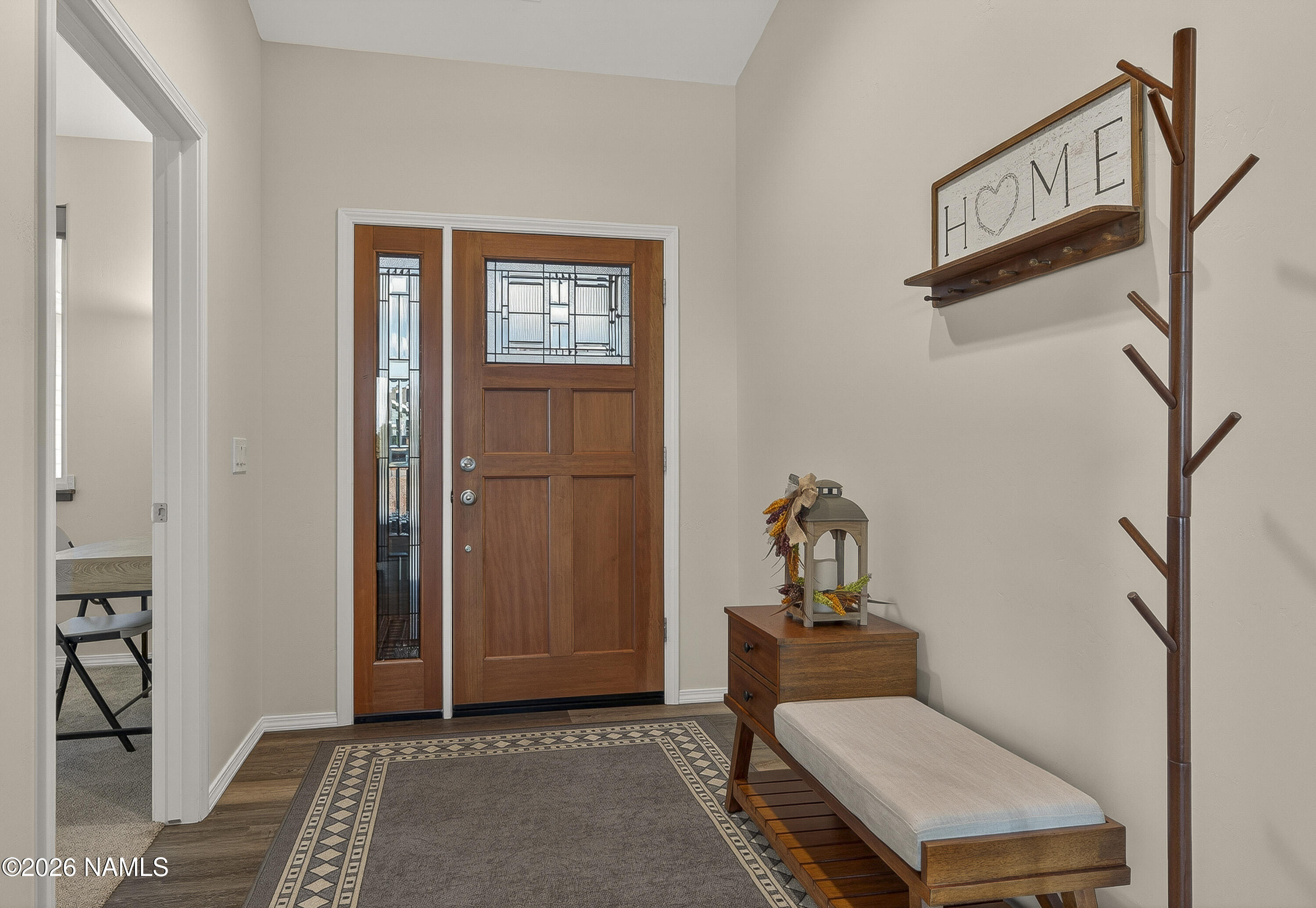 6560 Johnson Ranch Road Flagstaff, AZ 86004 - Photo 6 of 57 a living room with furniture
