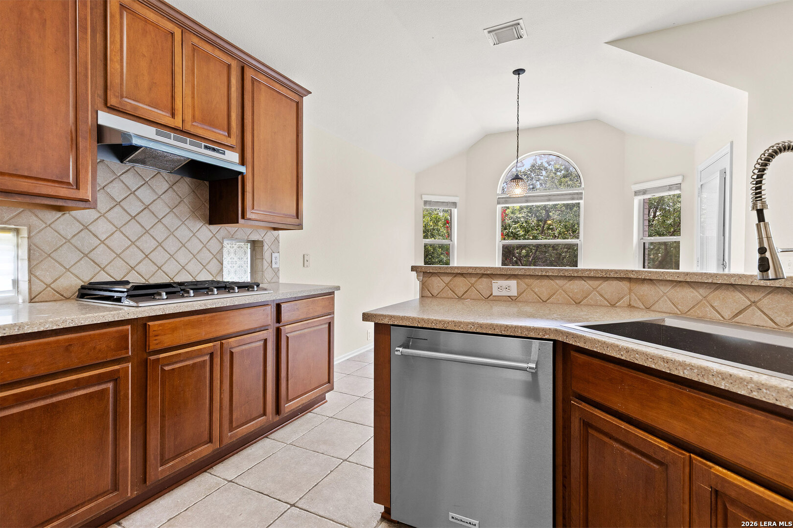 10410 Rainbow View Helotes, TX 78023 - Photo 13 of 30