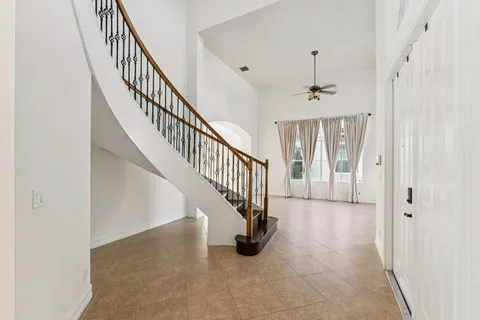 $899,999 | 8697 Cobblestone Point Circle, Boynton Beach, FL 33472