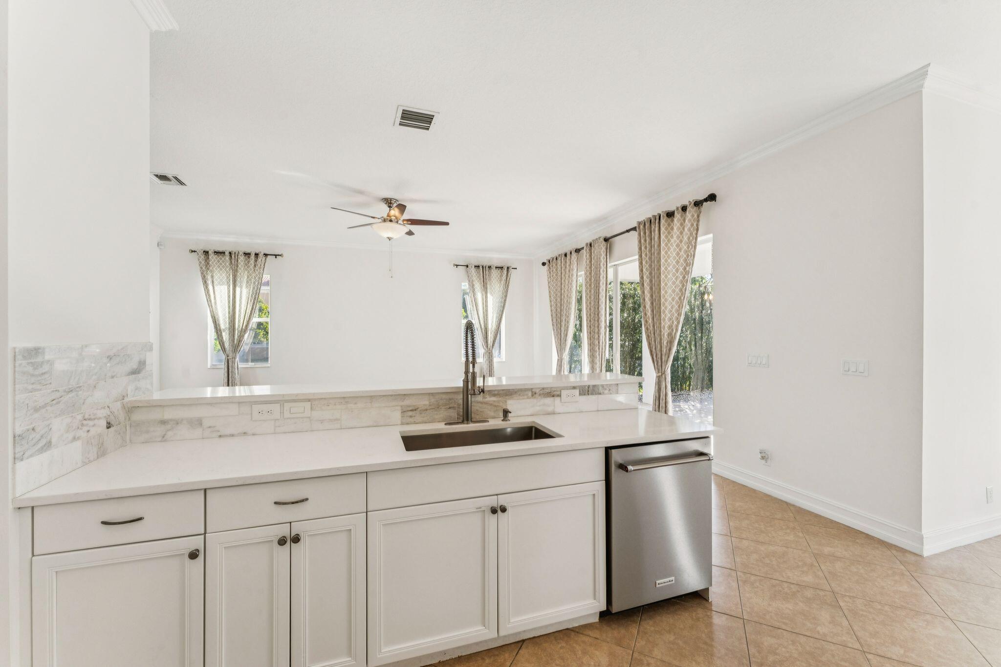 8697 Cobblestone Point Circle Boynton Beach, FL 33472 - Photo 16 of 76 8697 Cobblestone Point Circle 14