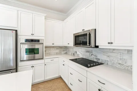 $899,999 | 8697 Cobblestone Point Circle, Boynton Beach, FL 33472