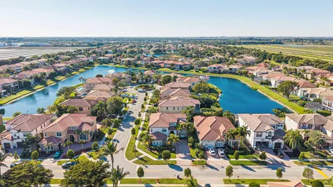 $899,999 | 8697 Cobblestone Point Circle, Boynton Beach, FL 33472