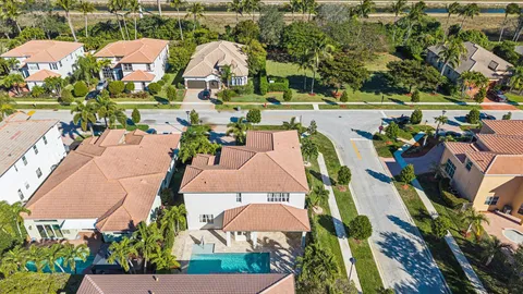 $899,999 | 8697 Cobblestone Point Circle, Boynton Beach, FL 33472