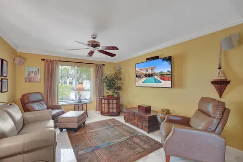 $3,250,000 | 5530 Bayview Drive, Fort Lauderdale, FL 33308