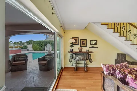 $3,250,000 | 5530 Bayview Drive, Fort Lauderdale, FL 33308