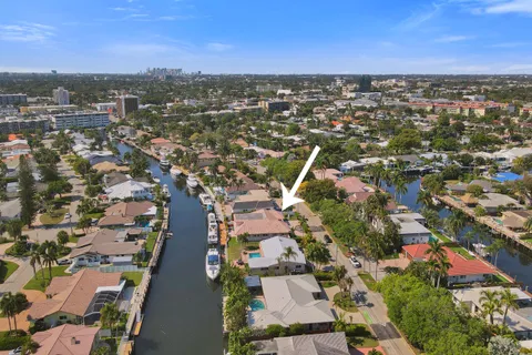 $3,250,000 | 5530 Bayview Drive, Fort Lauderdale, FL 33308
