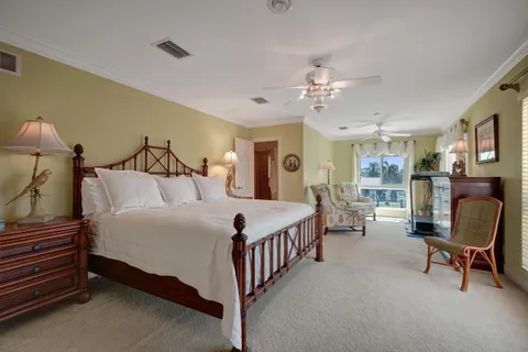 $3,250,000 | 5530 Bayview Drive, Fort Lauderdale, FL 33308